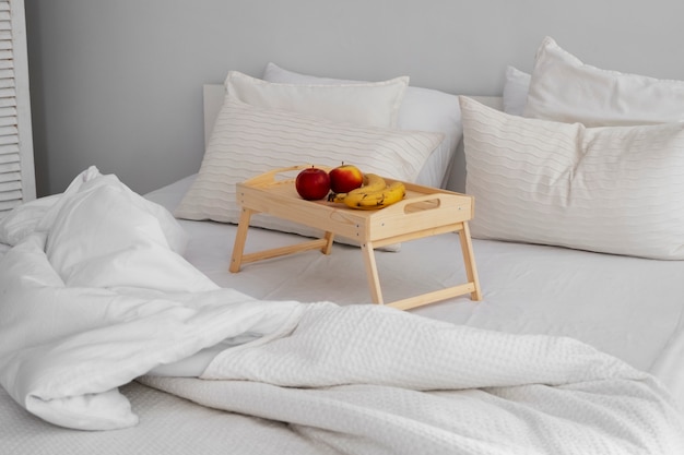 Jak szara pościel wpływa na wystrój i atmosferę sypialni?